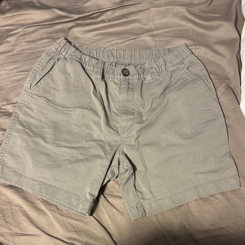 chubbies 7” Light Gray Flat-Front Men's Shorts
